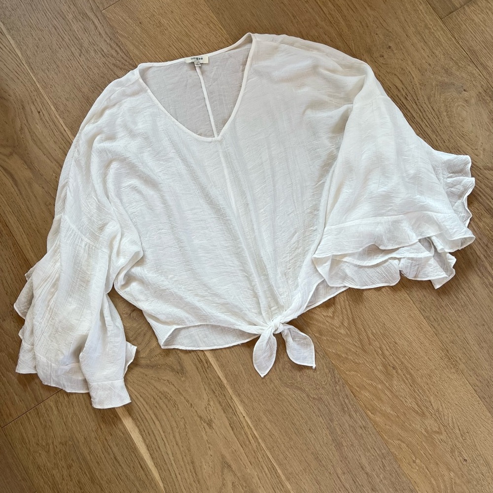 Umgee gauze tie front poet sleeve top